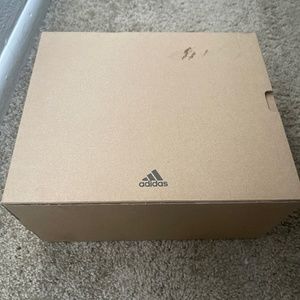 Yeezy Slides Size 5 in men Color Onyx